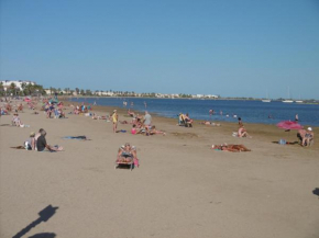 Gruissan - À 2 Pas de la Plage - Studio Cabine pour 4 - Parking Sécurisé - FR-1-796-15